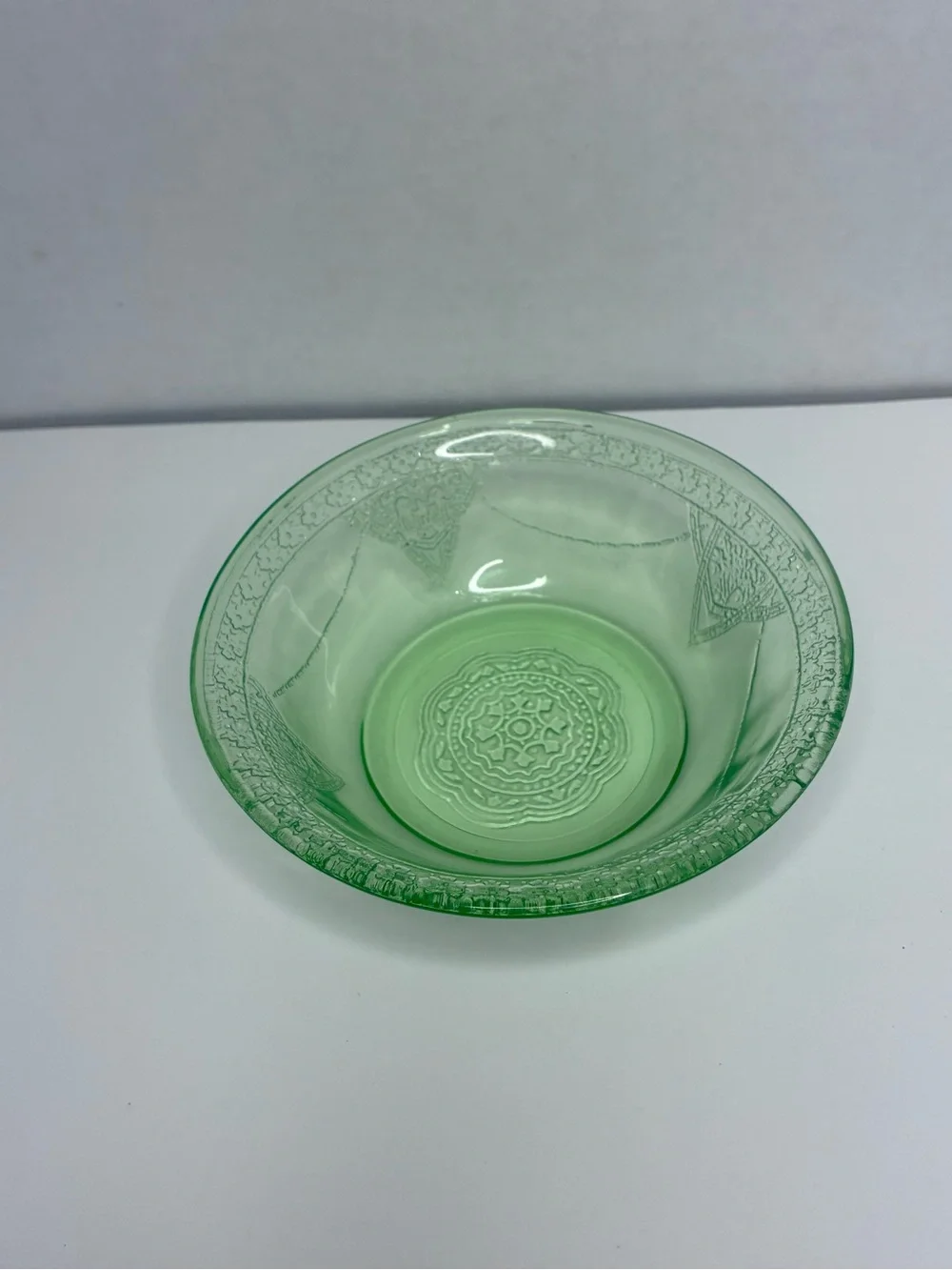 Vintage Uranium Green Federal Georgian Lovebirds Small Berry And Dessert Bowl